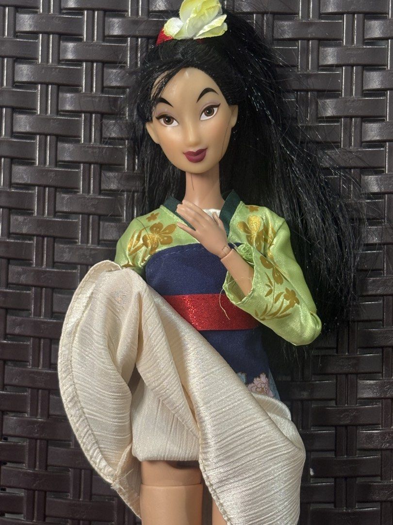 Disney Mulan doll (Category: Action & Battle Toys) located in Manila. Submitted by dollseller_now (Listing ID 1466033103, Image 3). Description: mulan doll in Made to move body -Dm for more information willing to send more.