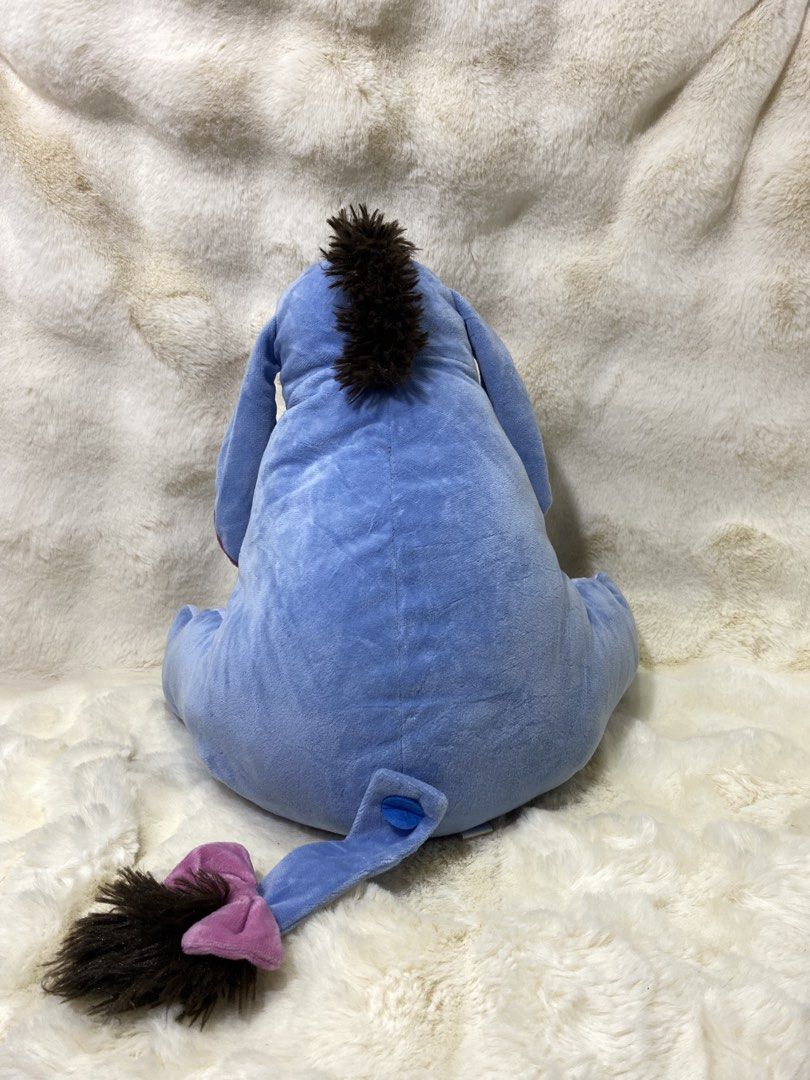 Disney’ Winnie the Pooh “Eeyore” plush (Category: Plushies & Soft Toys) located in Kalibo. Submitted by ollie_stuffshop (Listing ID 1465955210, Image 3). Description: 31cm x 31cm Before you send your inquiries: ❗️Last Price is already posted ❗️Manage your expectations, WYSIWYG ❗️May need washing ❗️Dropoff is every Wednesday & Sunday - Disney Sega on label (forgot to take a pic).