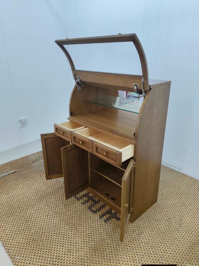 Display Storage Cabinet (Category: Shelves, Cabinets & Racks) located in Meycauayan. Submitted by marygracecasimiro (Listing ID 1465983691, Image 3). Description: Vintage Wooden Glass Roll-top Display & Storage Cabinet Price: 9,500 Sale:7,500 L36.5 x W17.5 x H49 In good condition💚/🩷.