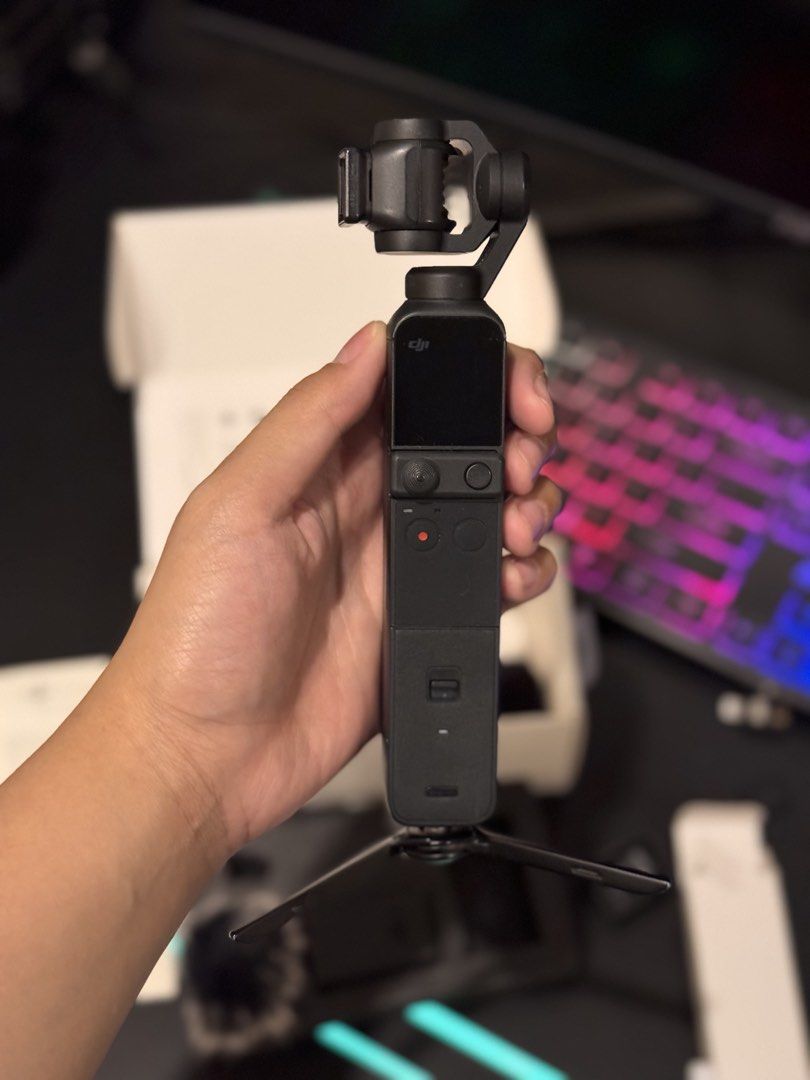 DJI Osmo Pocket 2 (Category: Desktops) located in Manila. Submitted by mariella00016 (Listing ID 1465991927, Image 2). Description: DJI Osmo Pocket 2 Creator Combo Condition: in good condition Inclusion: • Cover • Micro Tripod • USB Splitter Charging Cable • Wide Angle Lens • Smartphone Adapter • Wireless Microphone • SD Card Price: 20k.