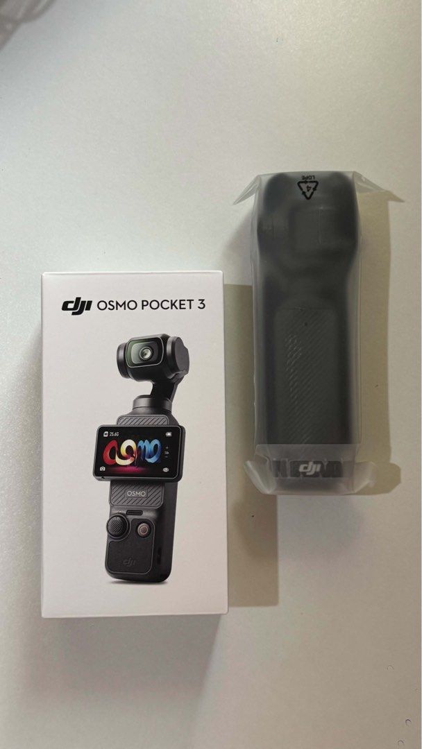 DJI osmo pocket 3 (Category: Cameras) located in Aguinaldo. Submitted by jahnydg (Listing ID 1466105662, Image 1). Description: DJI Osmo Pocket 3 — ₱18,000 Selling my DJI Osmo Pocket 3 in good as new / pristine condition. Bought last January and rarely used. The unit is well-maintained and works perfectly. Comes with: - Silicone mount stand - 128GB SanDisk Extreme Pro microSD — worth ₱2,450 - SunnyLife protective case Warranty: Until January 2027