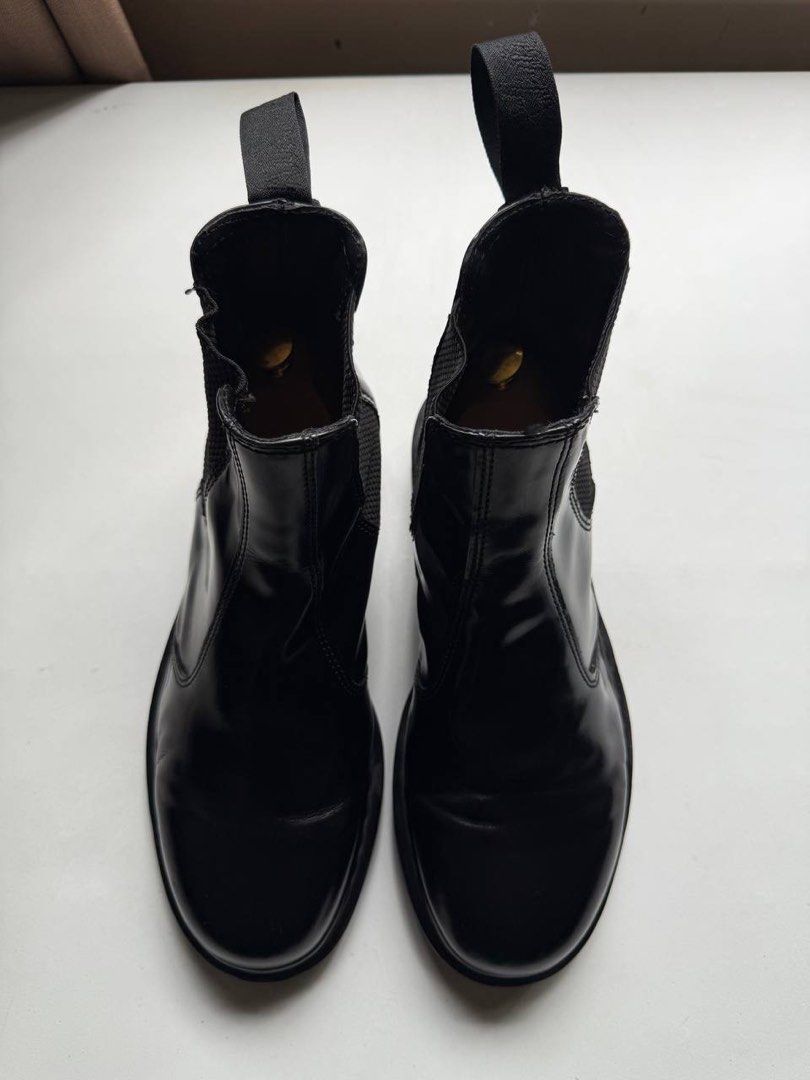 Dr. Martens 2976 (Category: Boots) located in Cagayan de Oro. Submitted by thrift_crate.ph (Listing ID 1466093933, Image 2). Description: ᴅʀ. ᴍᴀʀᴛᴇɴs 𝟸𝟿𝟽𝟼 ᴍᴏɴᴏ 𝟿ᴜs / 𝟸𝟽ᴄᴍ 𝐒𝐢𝐳𝐞: 9US / 27cm 𝐂𝐨𝐧𝐝𝐢𝐭𝐢𝐨𝐧 𝐫𝐚𝐭𝐞: 9.5/10 𝐂𝐨𝐥𝐨𝐫 𝐫𝐚𝐭𝐞: 10/10 Issue/s: Minimal heel drag .