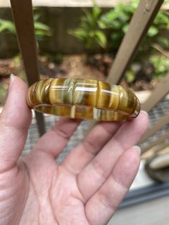 (Category: ) located in . Submitted by crystal_gem_world (Listing ID 1466004002, Image 1). Description: .