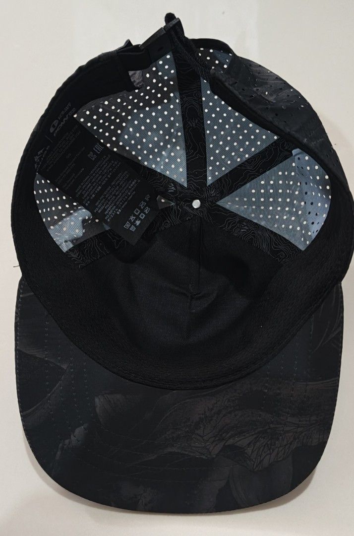 Drifit cap (Category: Caps & Hats) located in Naga. Submitted by otaydenyoks (Listing ID 1465973832, Image 3). Description: .