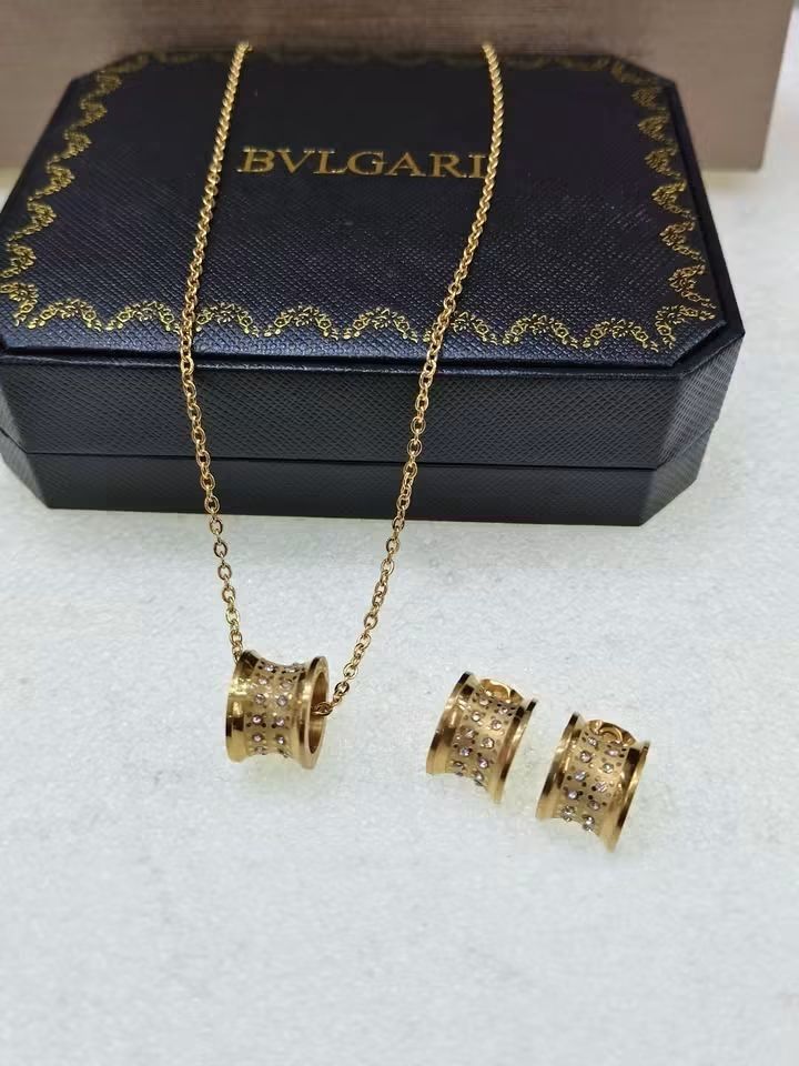 Earrings (Category: Earrings) located in Manila. Submitted by celstainlessjewelry (Listing ID 1466136957, Image 3). Description: Hypoallergenic quality No faded Non tarnish Pm me.