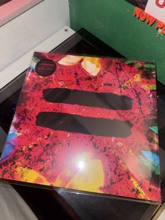(Category: ) located in . Submitted by sellingmyvinylsss (Listing ID 1466118700, Image 1). Description: .