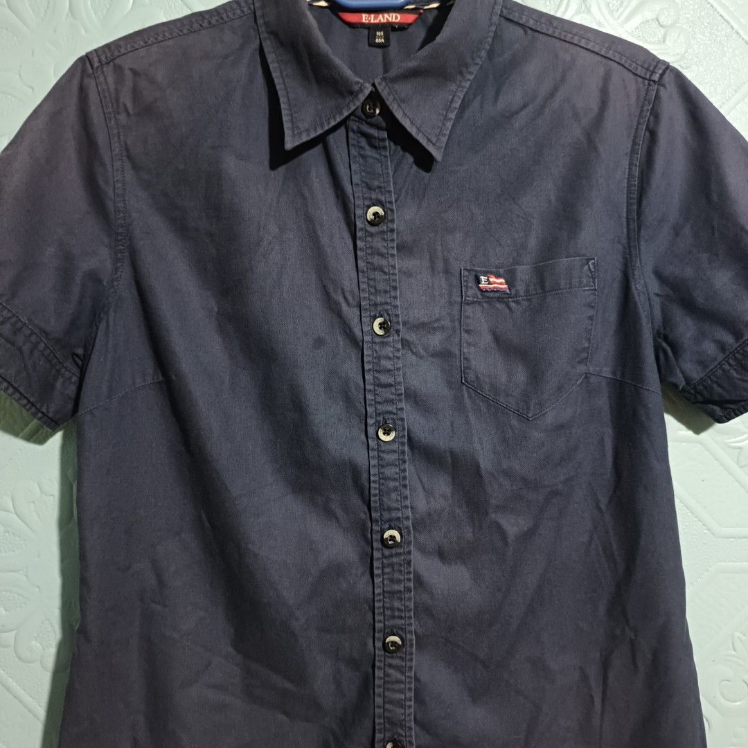 ELAND POLO DARK BLUE SHORT SLEEVE (Category: Activewear) located in Quezon City. Submitted by zoesmithshop (Listing ID 1466079338, Image 2). Description: DARK BLUE POLO FOR WOMEN SIZE-SMALL BRAND -ELAND.