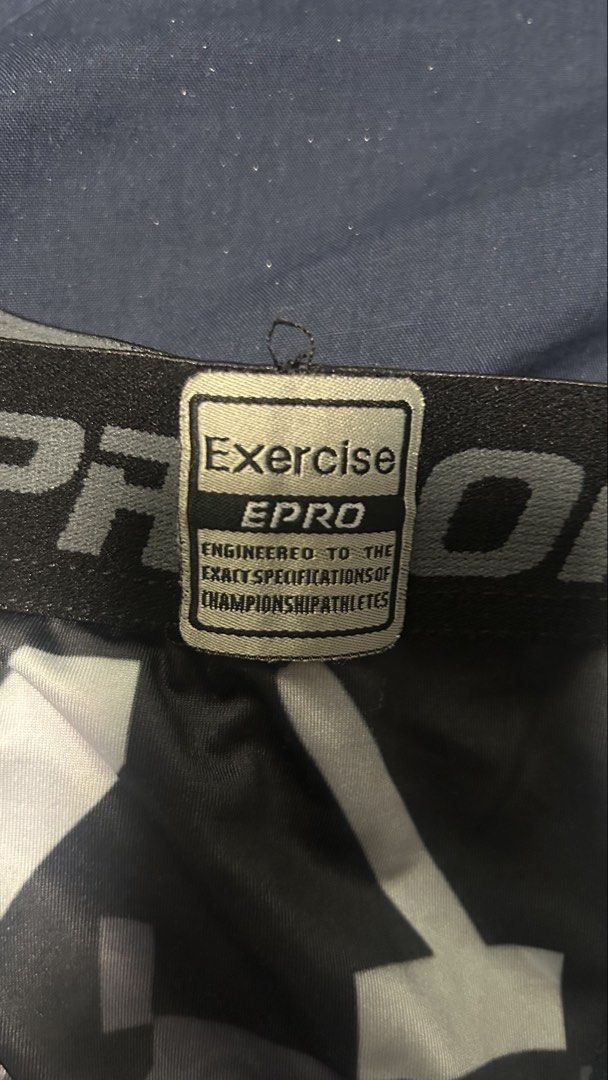 Exercise EPRO Compression Leggings Black Grey Geometric Print (Category: Activewear) located in Marikina City. Submitted by extremezone3_746 (Listing ID 1466001305, Image 3). Description: Fits SMALL TO MEDIUM - Brand: Exercise EPRO - Design: Stylish black, grey, and white geometric pattern - Fit: Fitted style with a comfortable wide elastic waistband and branded text - Performance: Highly stretchable material, perfect for workouts, running, or ac