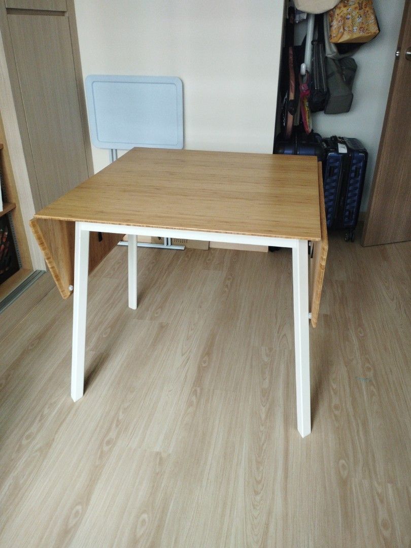 Extendable Dining Table (Category: Tables & Sets) located in Singapore. Submitted by durianseed (Listing ID 1465990568, Image 1). Description: Extendable Dining Table Very versatile table which can be opened up to accommodate 6 persons. Dimensions when fully closed LXBXH: 78cm X 80cm X 73cm. Dimensions when half opened LXBXH: 106cm X 80cm X 73cm. Dimensions when fully opened LXBXH: 138cm X 80cm X 73cm. Sturdy metal frame and legs. Lightly used. C