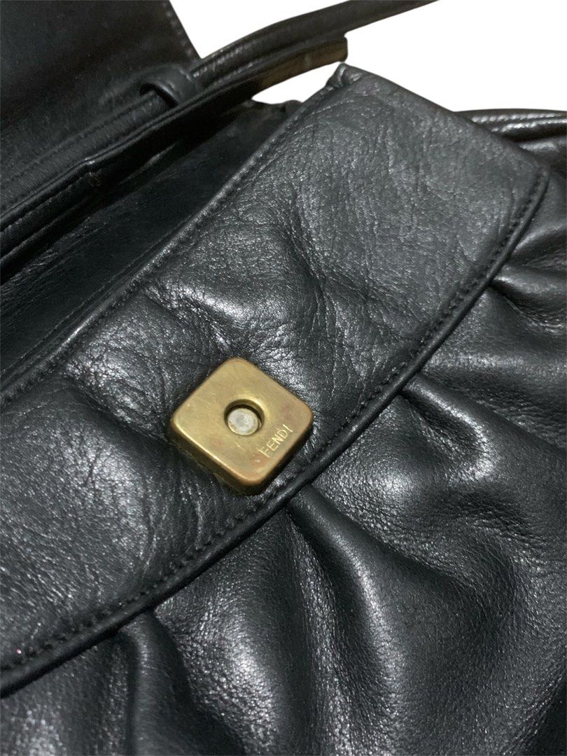 Fendi (Category: Sling Bags) located in Manila. Submitted by lyf_7hrift (Listing ID 1466053306, Image 3). Description: Fendi Sling Bag P600 9.5/10 Color Rate Used Condition.