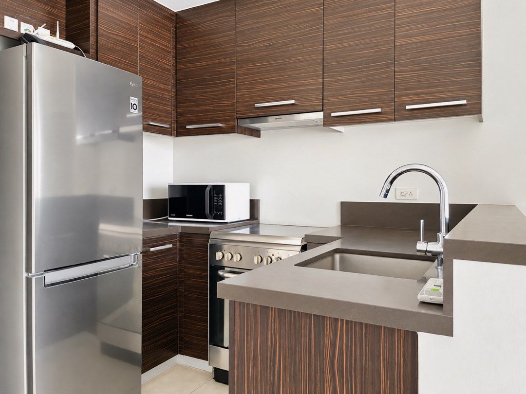 FOR RENT Studio at Proscenium Rockwell (Lincoln Tower) (Category: Apartments & Condos) located in Pasig City. Submitted by TaufuChan (Listing ID 1466051621, Image 3). Description: Floor Area 32 sqm Furnishing Semi Furnished Pet Friendly Yes Description STUDIO FOR RENT 32sqm Php37k/month LOCATION Lincoln Tower Proscenium at Rockwell Makati Semi Furnished Appliances: AC, Washer Dryer, Refrigerator, Oven, Stove, Rangehood, Microwave Bed Frame and Ma