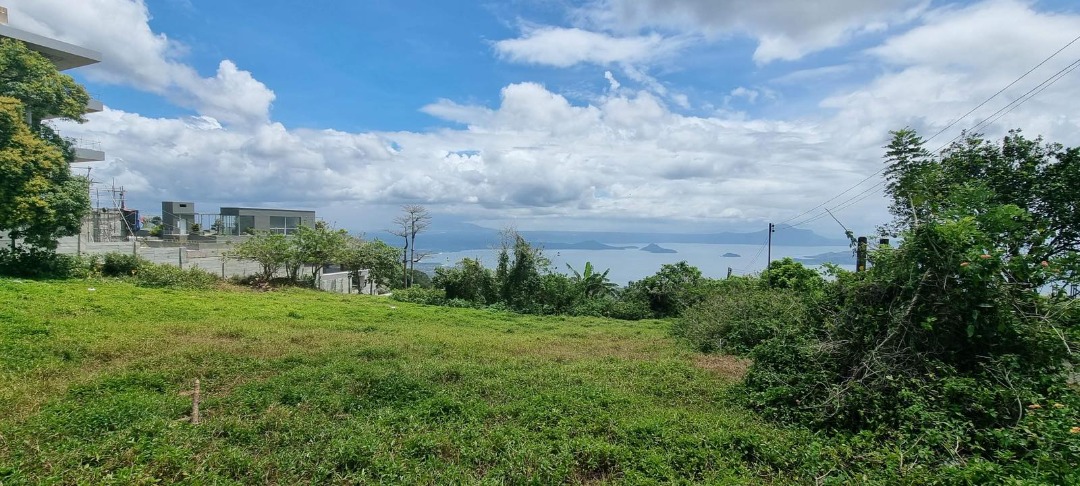 (Category: ) located in . Submitted by luxerealtyph (Listing ID 1466104761, Image 1). Description: .