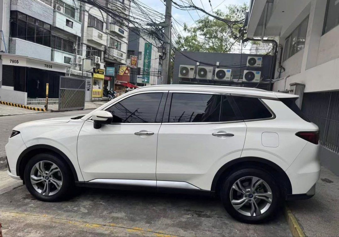 Ford Territory Titanium Auto (Category: Used Cars) located in Manila. Submitted by sukistay (Listing ID 1466056318, Image 3). Description: 2024 Ford Territory Titanium Transmission: Automatic (A/T) Mileage: 30000 KM Body Type: Crossover Fuel: Gasoline 2nd owner No swap sale only 2 orig key Push start Newly Change oil Jun/2026 O.R C.R on hand O.R Exp until April 2027 No Accident No Flooded Well maintenance Issue: Gasgas at rightside passenger seat