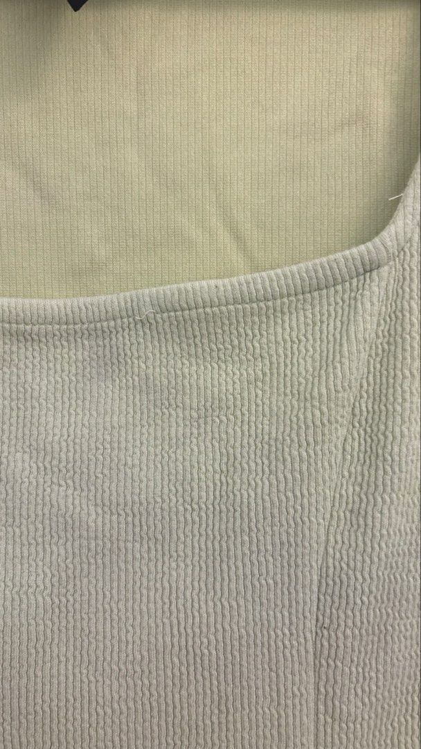 Forever 21 Apple Green Body Suit (Category: Others Tops) located in Pakil. Submitted by byvera (Listing ID 1466012973, Image 3). Description: with color transfers .