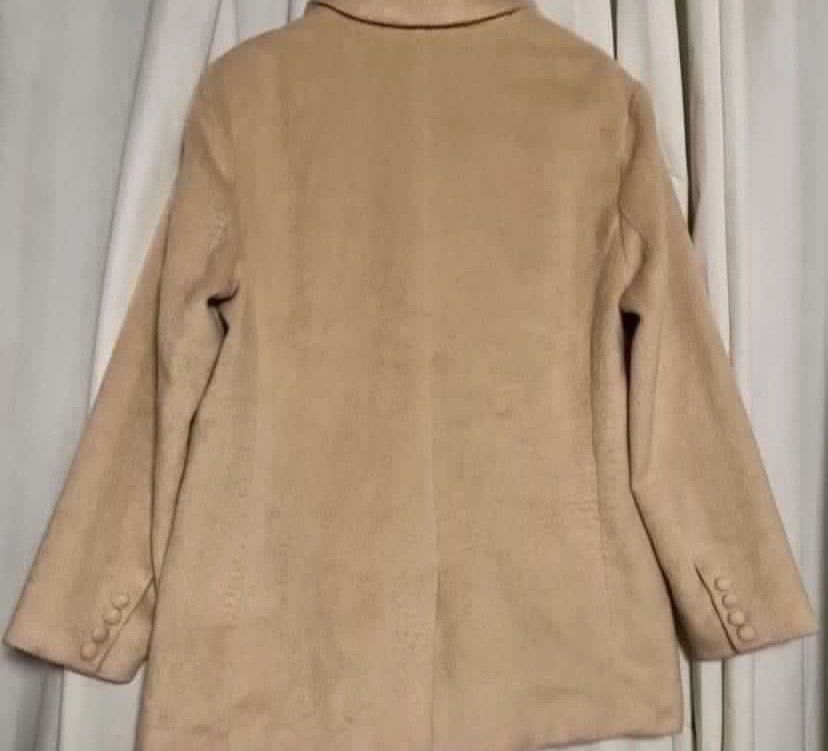 FOREVER 21 Beige Faux Wool Double-Breasted Coat (Category: Coats, Jackets and Outerwear) located in Caloocan City. Submitted by declutteringph. (Listing ID 1466088543, Image 3). Description: Size XL on the tag! Measurements: Dimension (inches) Shoulder Width: 19” Bust Width: 21” Body Length: 33” Sleeves length:25” .