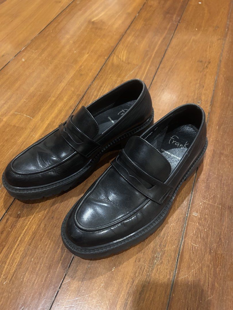 Frank Jayden Black Genuine Leather Loafers Size 37 (Category: Loafers) located in Cebu City. Submitted by shopmikascloset (Listing ID 1466053321, Image 3). Description: GENUINE LEATHER Original price was 7k+ purchased from Traffic Used on one trip only - Brand: Frank - Style: Black genuine leather loafers with chunky lug sole and classic penny strap - Size: 37 (marked on inner collar) - Condition: Normal creasing across the toe box from previous 