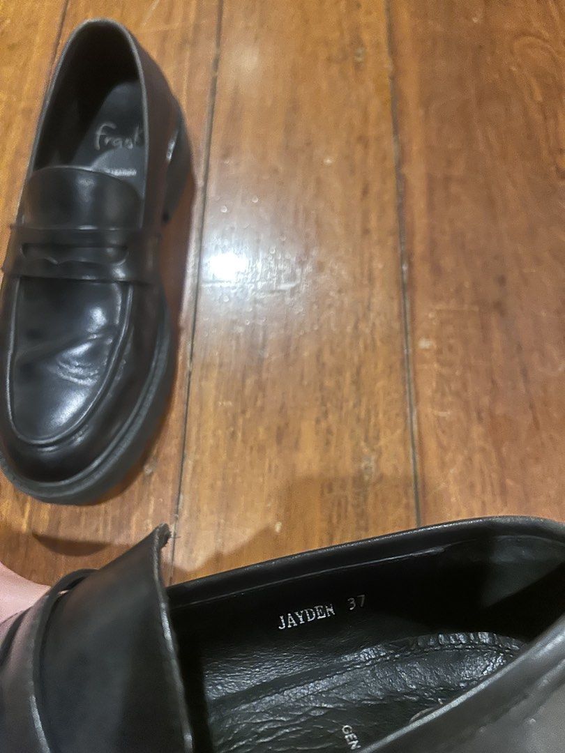 Frank Jayden Black Genuine Leather Loafers Size 37 (Category: Loafers) located in Cebu City. Submitted by shopmikascloset (Listing ID 1466053321, Image 2). Description: GENUINE LEATHER Original price was 7k+ purchased from Traffic Used on one trip only - Brand: Frank - Style: Black genuine leather loafers with chunky lug sole and classic penny strap - Size: 37 (marked on inner collar) - Condition: Normal creasing across the toe box from previous 