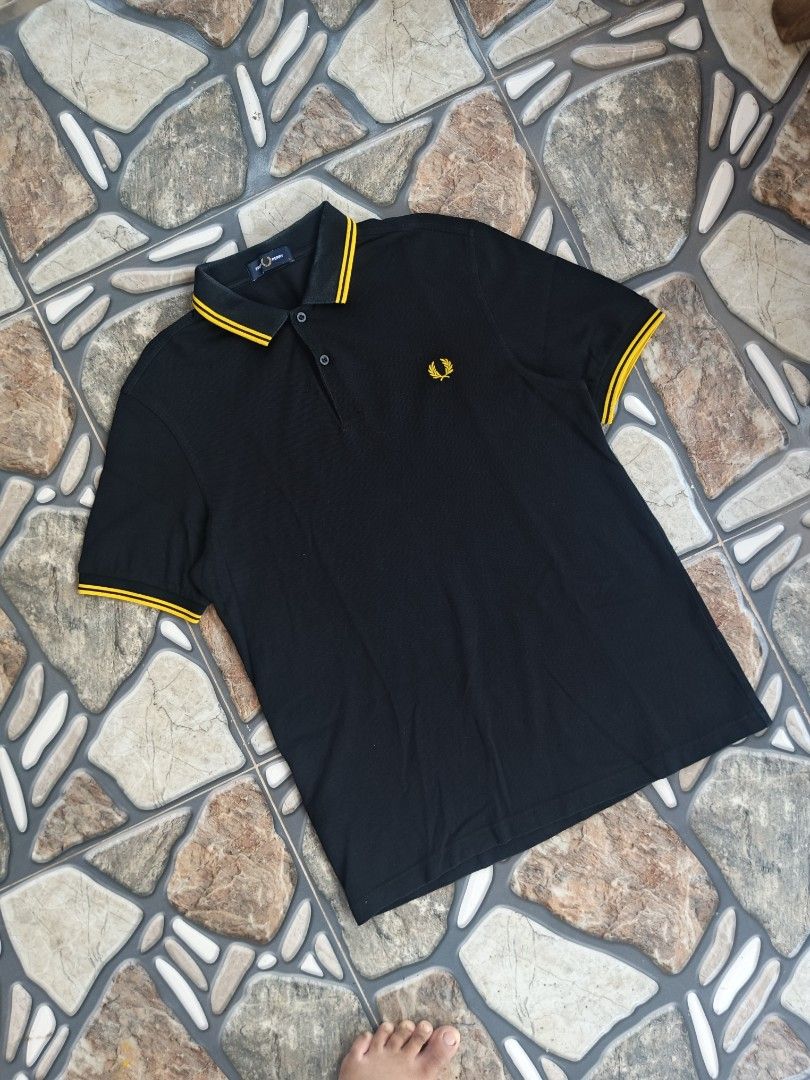 Fred Perry polo shirts (Category: Activewear) located in Baggao. Submitted by thriftislife123 (Listing ID 1466036063, Image 1). Description: w:20 l:29 issue:minimal fade sa collar off/legit pm for more details.