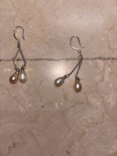 (Category: ) located in . Submitted by vintageaccessories (Listing ID 1466117544, Image 1). Description: .