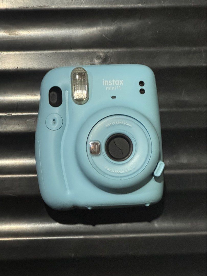 Fujifilm Polaroid Instax Mini 11 (Category: Cameras) located in Cebu City. Submitted by generous.penguin (Listing ID 1466126392, Image 3). Description: Inclusions: -Original protective case -Original lanyard RFS: Upgrade.