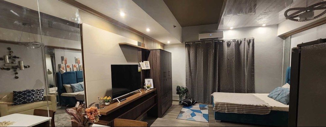 Fully Furnished Studio Unit near OKADA (Category: Apartments & Condos) located in Manila. Submitted by lovejess (Listing ID 1466104524, Image 3). Description: Fully Furnished Modern interior Studio Unit at Burgundy Mckinley Place ₱5M net! .