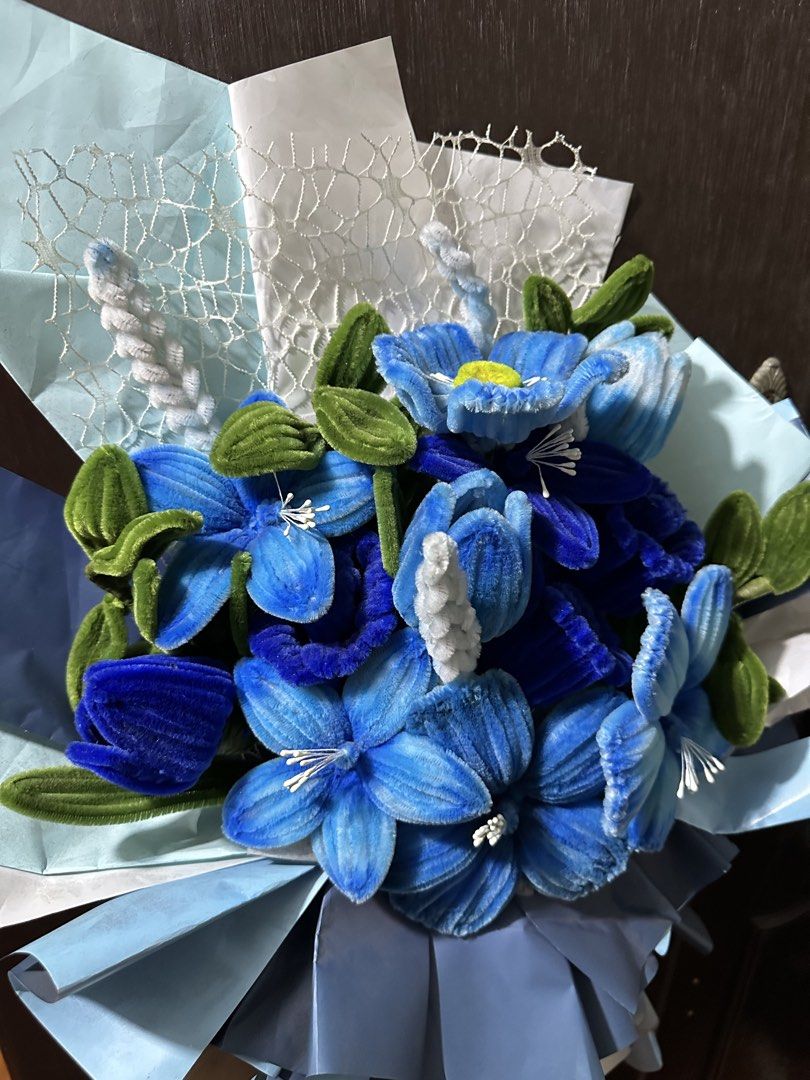 fuzzy wire flower bouquet (Category: Flowers & Bouquets) located in Bulacan. Submitted by springsummerfall (Listing ID 1466098696, Image 2). Description: no longer needed negotiable.