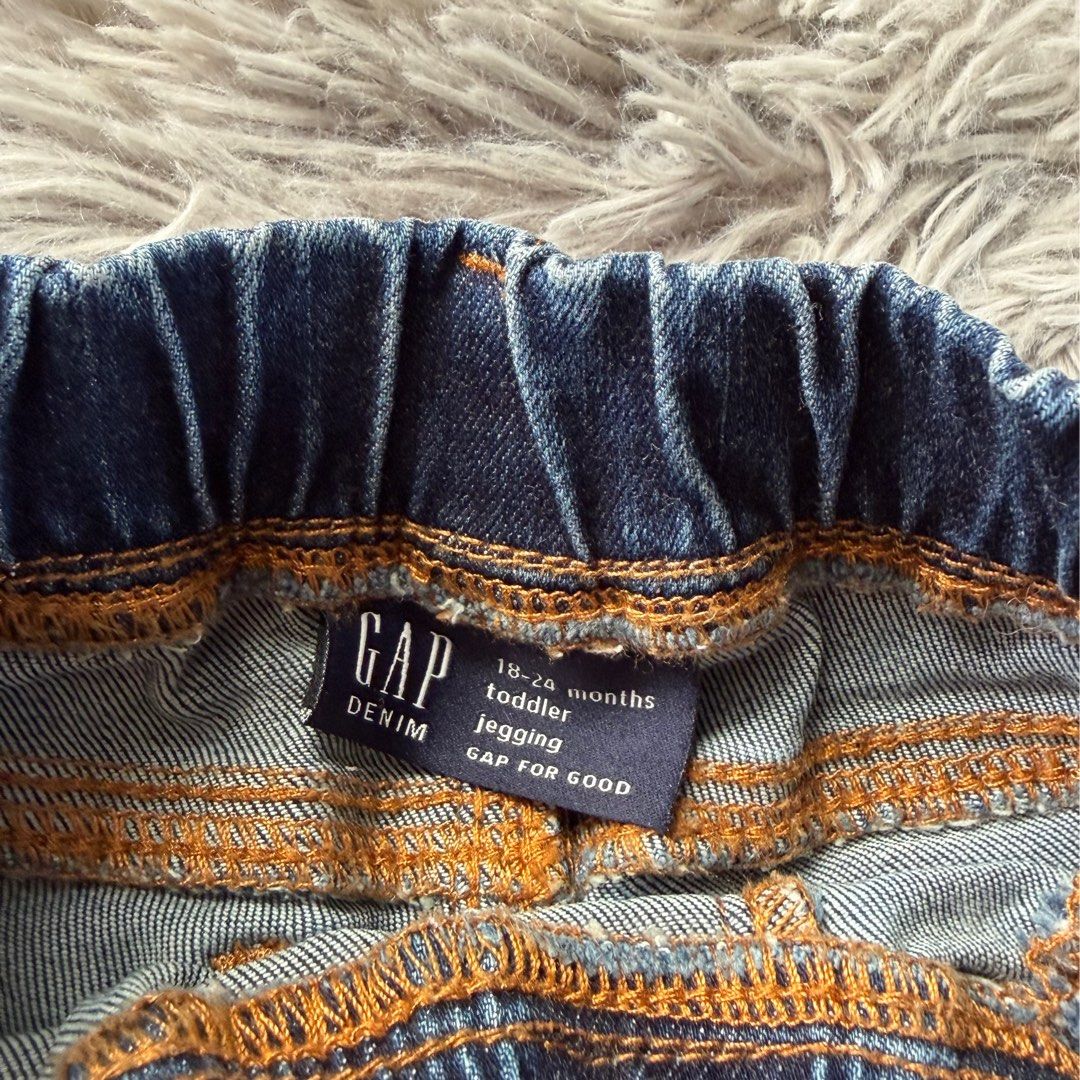 GAP Jegging Pants 18-24m (Category: Babies & Kids Fashion) located in Valenzuela. Submitted by itshanaaaaa_ (Listing ID 1466100494, Image 3). Description: GAP ♡ Jegging Pants CODE: FC031 SIZE: 18-24 months CONDITION: 9.5/10 (like new! 🤩) ₱300 MINE + CODE ♡ — Once yours, please fill out the order form to proceed. — NO CANCELLATION once claimed. — PAYMENT FIRST • NO COD MOP: GCash • MariBank • Maya • GoTyme • BDO 📍 Valenzuela City .