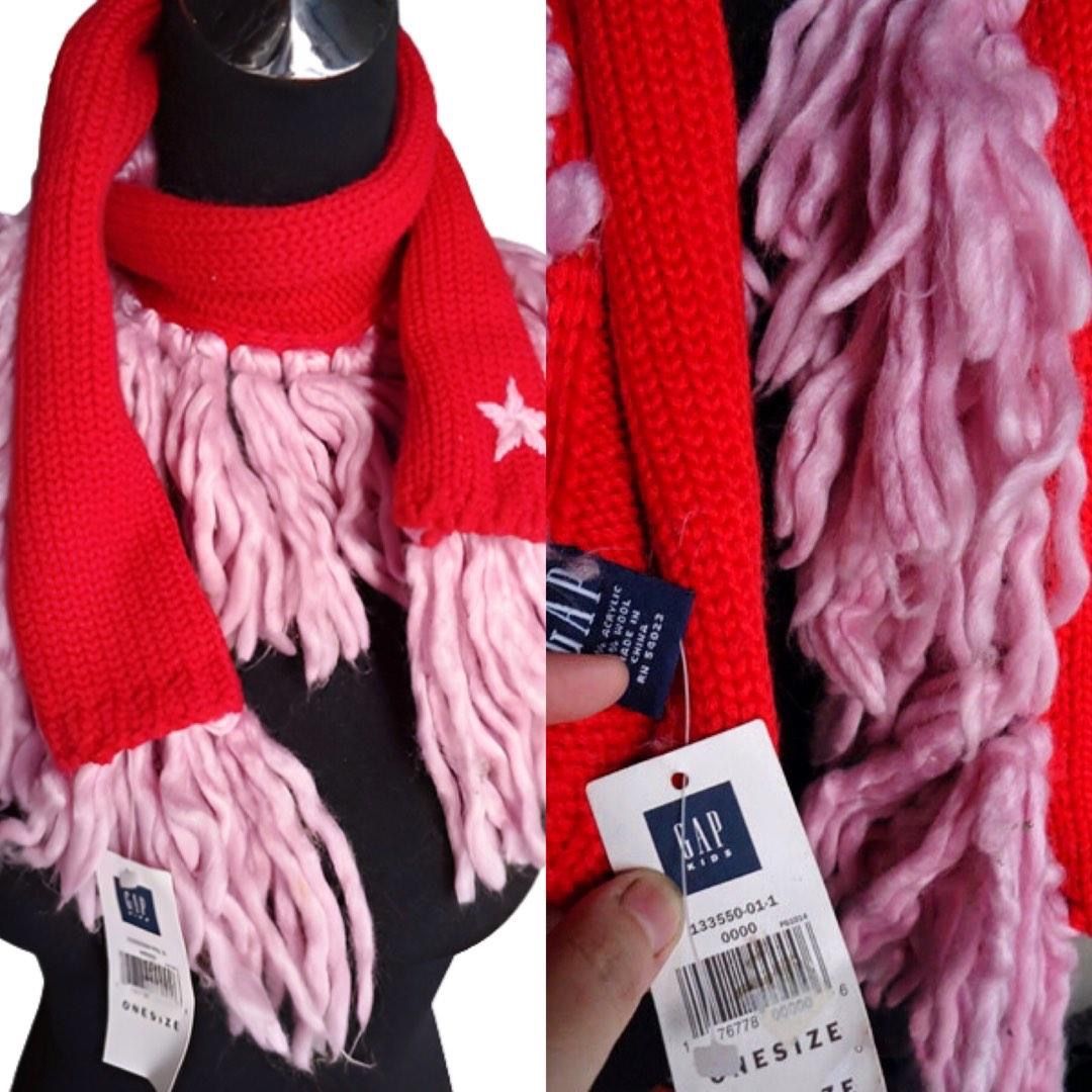 GAP RED PINK SCARF (Category: Scarves) located in Marikina City. Submitted by minimalistmanila (Listing ID 1466041474, Image 2). Description: New with tags GAP imported red pink scarf. Lengthwise, not square. Quirky style. Purchased in USA years ago but never worn. 😀 See my other listings! #GAP #scarf .