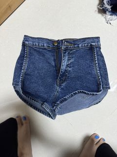 (Category: ) located in . Submitted by user43211 (Listing ID 1465971666, Image 1). Description: .
