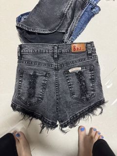 (Category: ) located in . Submitted by user43211 (Listing ID 1465971923, Image 1). Description: .