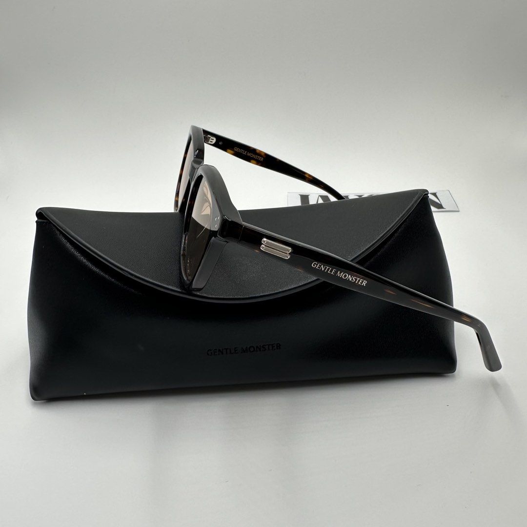 GENTLE MONSTER NOHO SUNGLASSES (Category: Luxury Accessories) located in Talavera. Submitted by puppyinsane (Listing ID 1466113224, Image 3). Description: BRAND NEW & AUTHENTIC .
