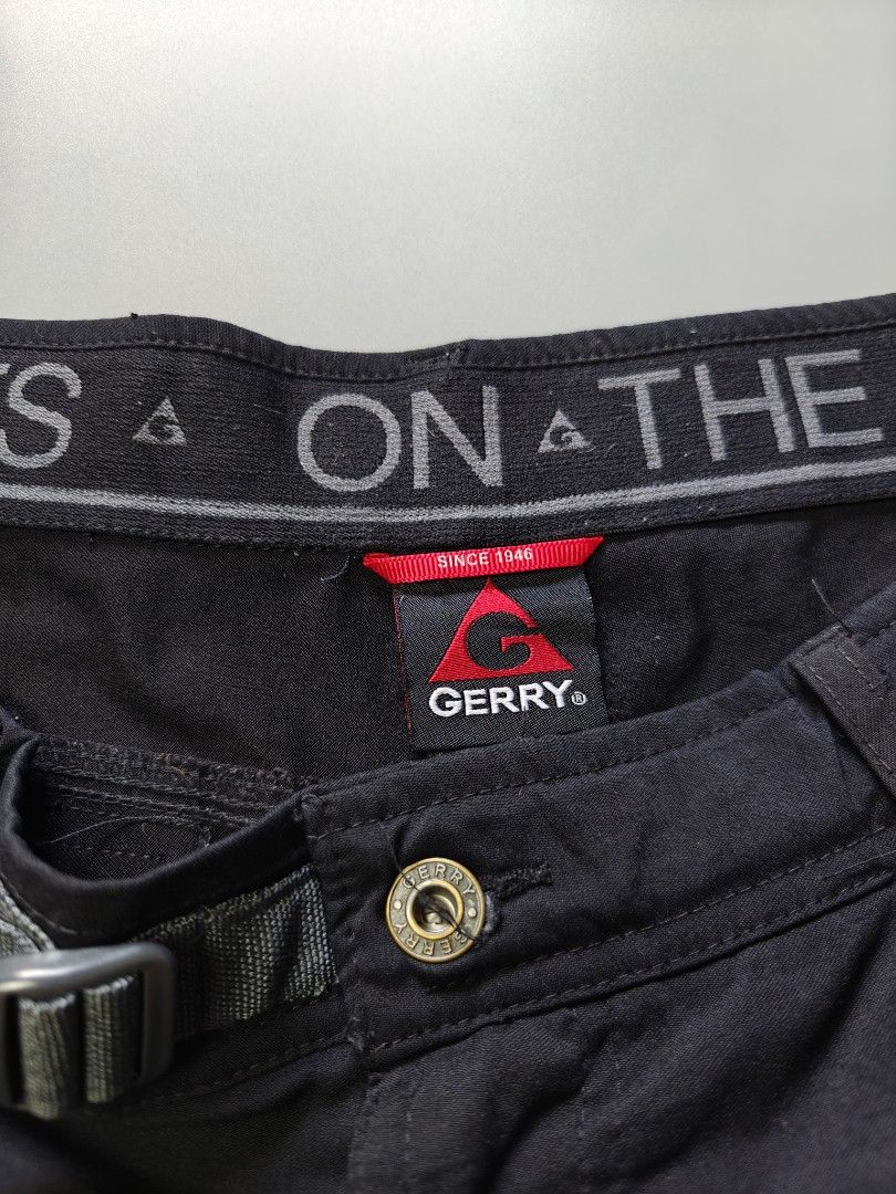 Gerry Outdoor Short (Category: Shorts) located in Alaminos. Submitted by paldonats (Listing ID 1465984094, Image 3). Description: ◾Size : 36 on tag ◾Dimes : W36", L21" ◾LIKENEW CONDITION! ◾WASHED W/ FABCON AND READY TO WEAR 🛒Price : + Shipping fee.