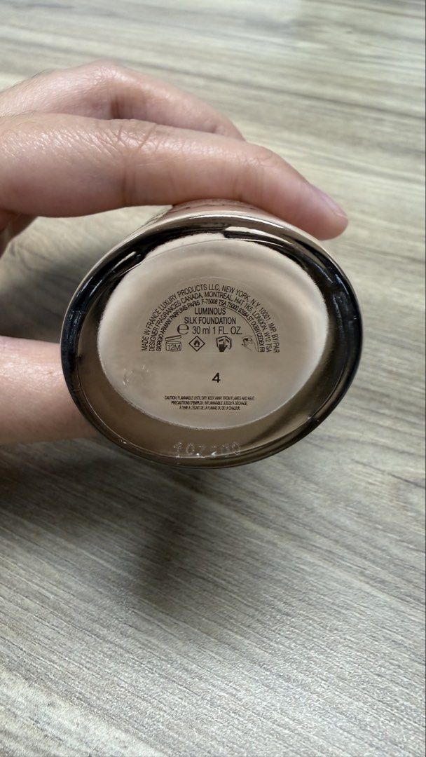 Giorgio Armani Luminous Silk Foundation Shade 4 (Category: Makeup) located in Manila. Submitted by dmy01 (Listing ID 1465992173, Image 2). Description: Giorgio Armani Luminous Silk Foundation in shade 4. Used 2x only..