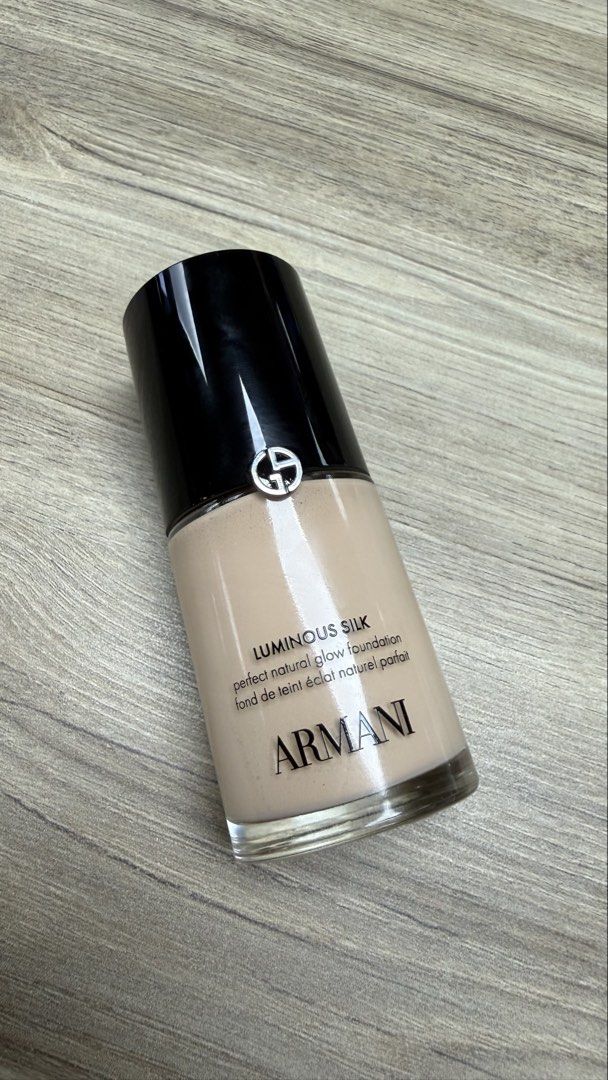 Giorgio Armani Luminous Silk Foundation Shade 4 (Category: Makeup) located in Manila. Submitted by dmy01 (Listing ID 1465992173, Image 1). Description: Giorgio Armani Luminous Silk Foundation in shade 4. Used 2x only..