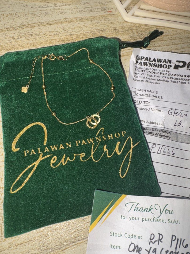 Gold Bracelet 18K (Category: Bracelets) located in Iloilo. Submitted by wagleshoppe (Listing ID 1466097272, Image 3). Description: Rematado Jewelry Bought from Palawan Pawnshop 18 Karat Gold 0.8 grams With official receipt Jewelry Condition: Minimal scratches.
