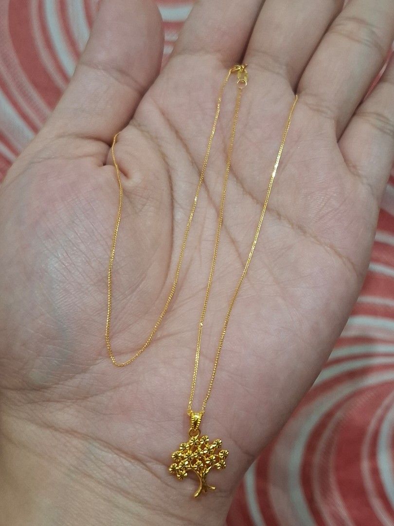 Set Necklace (Category: Necklaces) located in Caloocan City. Submitted by michelle.golveo (Listing ID 1466150297, Image 1). Description: 💰 PRICE: ₱5,450 EACH ONLY! BRAND NEW Ang item po ay SOLD PER SET, NOT PER GRAM. Wala po kaming exact or estimated grams na maibibigay dahil set price po ang basis ng selling price, hindi per gram..