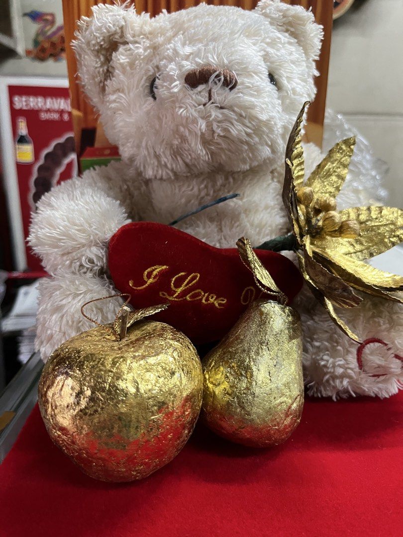 GOLDEN XMAS DECORS-APPLE/PEAR/FLOWER (Category: Artificial Plants & Flowers) located in Manila. Submitted by atco564 (Listing ID 1466083771, Image 3). Description: Item is 100% ok . Gold paint good With Styro inside. Handmade paper mache.