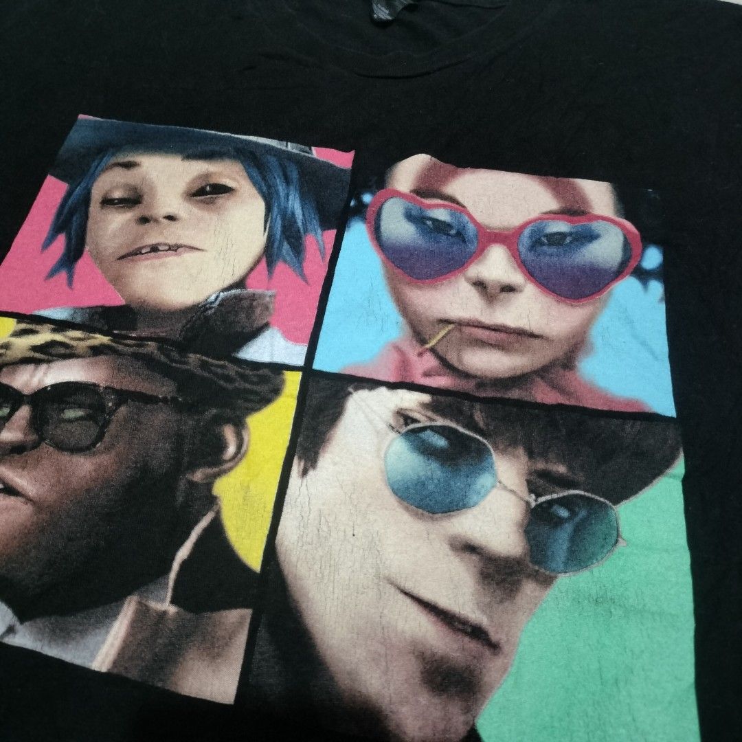 GORILLAZ BAND SHIRT (Category: Tshirts & Polo Shirts ) located in Sariaya. Submitted by social_animalz (Listing ID 1466128746, Image 3). Description: 23 x 29 with cracks and 2 tiny holes shipping fee is not included.