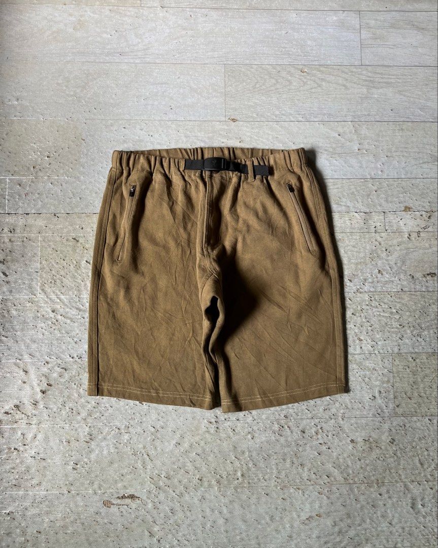 GRAMICCI UTILITY SHORT (Category: Shorts) located in Asuncion (Saug). Submitted by carls_thrift21 (Listing ID 1465972144, Image 2). Description: GRAMICCI UTILITY SHORT Size: Medium (30-32) Length: 20 Excellent Condition 10/10 Color Rate .