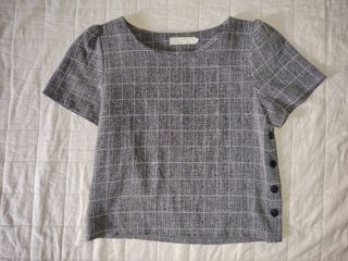 (Category: ) located in . Submitted by your_finds (Listing ID 1466010527, Image 1). Description: .