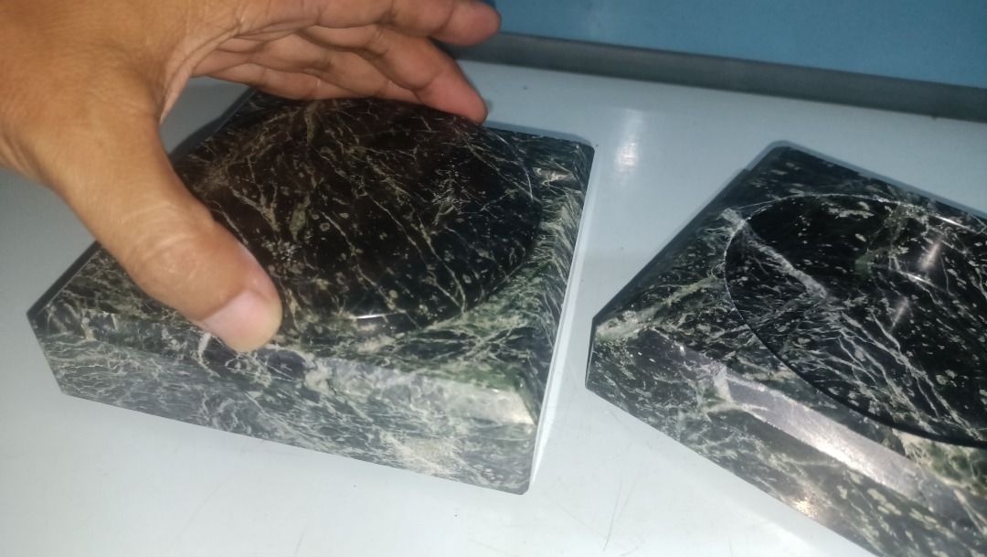 Green marble square ashtray with removable round insert (Category: Vases & Decorative Bowls) located in Munoz. Submitted by larryc1212 (Listing ID 1466116664, Image 3). Description: - Material: Solid green marble with natural glossy texture and unique veining - Design: Heavy square base with a matching removable round center insert - Condition: Nice vintage piece - Use: Functional smoker accessory or stylish home decor - Shipping: Ships securely 