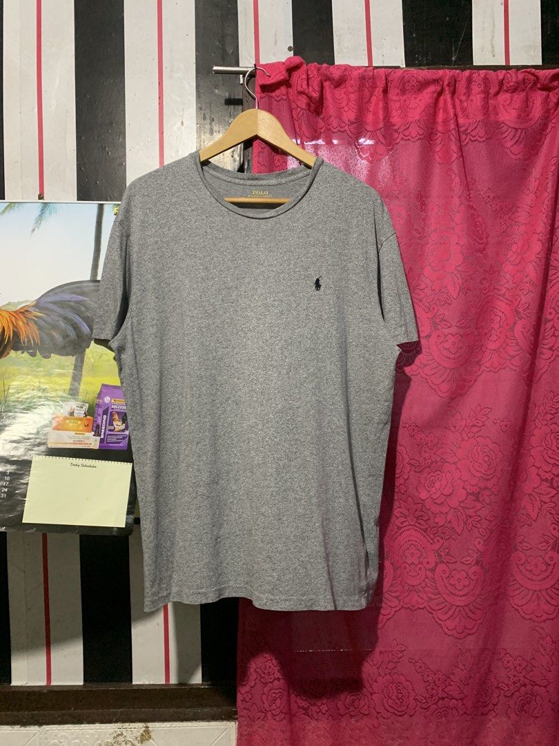 Grey Ralph Lauren T-shirt (Category: Tshirts & Polo Shirts ) located in Iligan City. Submitted by kierrehv (Listing ID 1466051424, Image 2). Description: Grey Ralph Lauren T-shirt 9.6/10 cr 22x29.5 No issues.