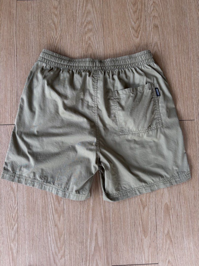 Grooverhyme shorts (Category: Shorts) located in Davao. Submitted by hippiehappy420 (Listing ID 1466046108, Image 2). Description: Grooverhyme shorts Large Very good condition Washed and sanitized ship nationwide Negotiable price Visit my listings for more affordable clothings! Shirt Pants Shorts Caps Bags Jogger Blouse Jeans Hoodies Accessories Etc..