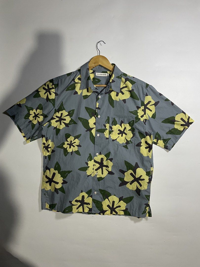 GU x FILIP PAGOWSKI button down shirt (Category: Tshirts & Polo Shirts ) located in Bais. Submitted by christian.complexthrift08 (Listing ID 1466096424, Image 1). Description: GU x FILIP PAGOWSKI button down (In excellent condition) Color: light blue Size: Large to X large best fit Width: 23.5 inches Length: 28.5 inches Condition: 9.5 / 10 Issue: Price: 550 + SF Via JNT express.