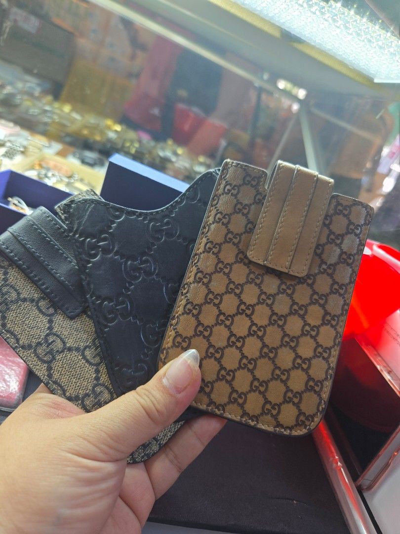 Gucci Card holders (Category: Wallets & Card holders) located in Quezon City. Submitted by bags4ever (Listing ID 1466071184, Image 1). Description: 12k bundle 5,500 each actual photo onhand item.