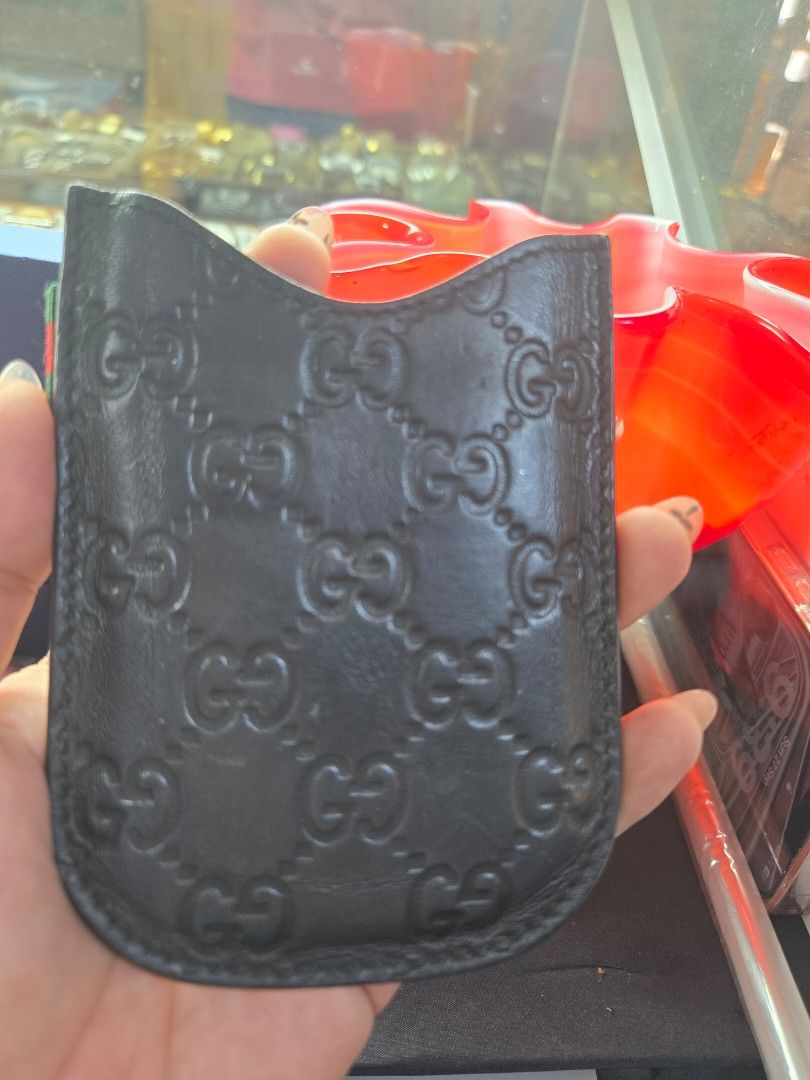 Gucci Card holders (Category: Wallets & Card holders) located in Quezon City. Submitted by bags4ever (Listing ID 1466071184, Image 3). Description: 12k bundle 5,500 each actual photo onhand item.