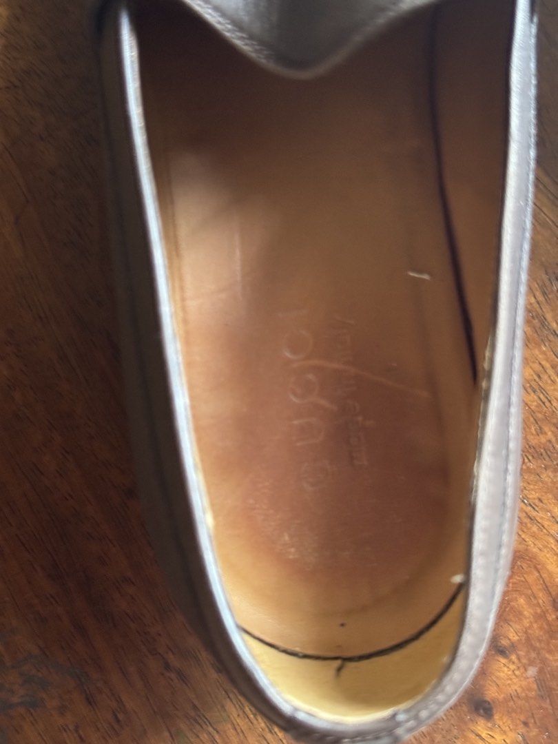 Gucci Leather Loafers with Interlocking G Hardware (Category: Sneakers) located in Manila. Submitted by seangoart (Listing ID 1465985953, Image 3). Description: - Authentic Gucci Men's Slip-On Loafers - Color: Rich brown leather with tan interior lining - Signature gold-tone interlocking G metal hardware strap - Traditional apron toe stitching and flat heel for all-day comfort - Versatile design: easily pairs with formal suits or smart-casual out