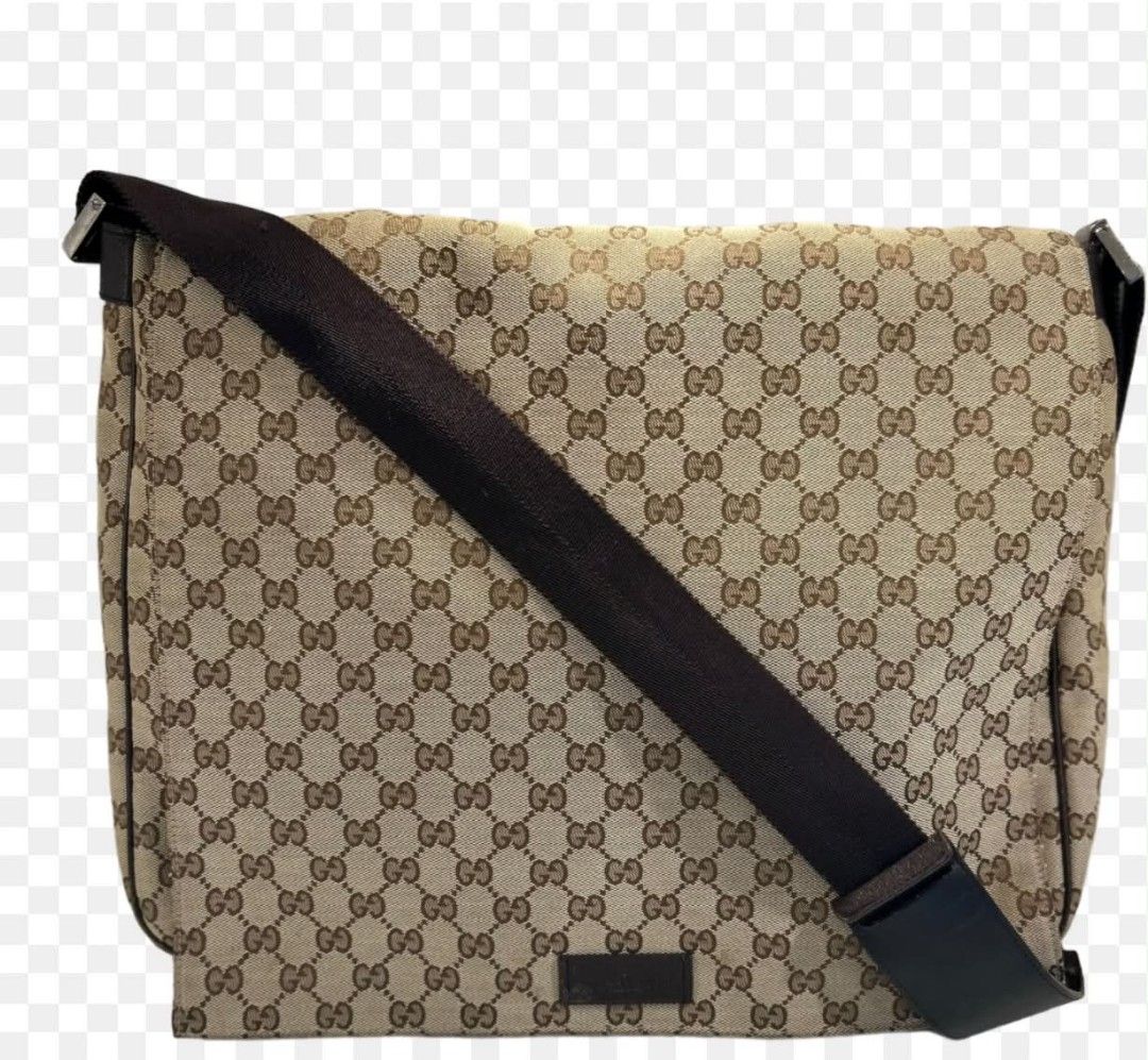 Gucci monogram messenger (Category: Luxury Bags & Wallets) located in Angeles City. Submitted by aiscanday (Listing ID 1466042614, Image 1). Description: preloved Japan 🇯🇵.