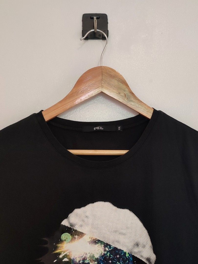 GxG Art Tee (Category: Tshirts & Polo Shirts ) located in Ibajay. Submitted by trendholicrepublique (Listing ID 1465964299, Image 2). Description: GxG Art Tee 59 PHP Color Rate 9.8/10 Large Size (20 x 28) Very Good to Excellent Condition (need wash).