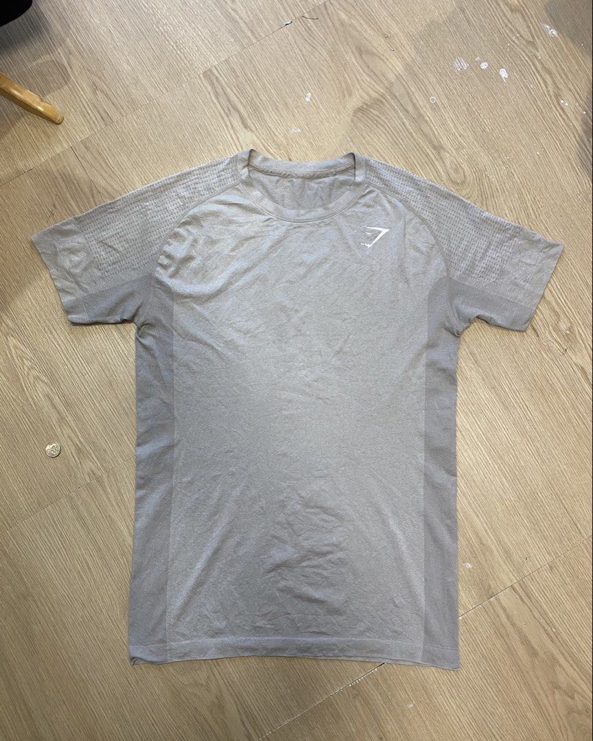Gymshark seamless tee (Category: Tshirts & Polo Shirts ) located in Zamboanga. Submitted by ak.hunt (Listing ID 1466043470, Image 1). Description: Size Dimes: Width pit to pit 20 Length 29 Condition vg Issue cut tag crack print Pm📩 .